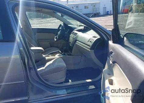 2006 Ford Fusion Se z USA, uszkodzony, nr VIN 3FAFP07186R203835